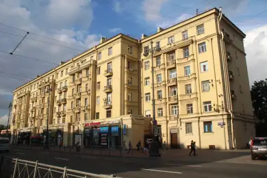 В сталинке 